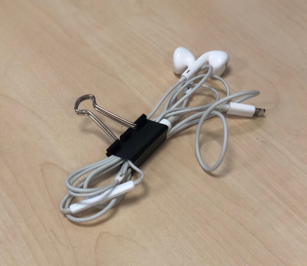 Clip Wires (2)