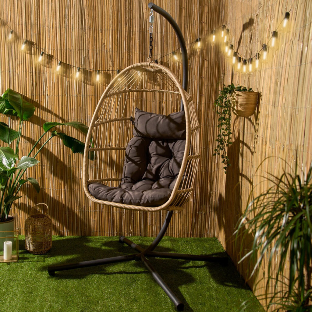 Hanging Egg Chair