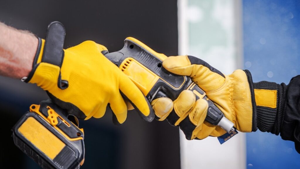 Lend Your Tools And Equipment