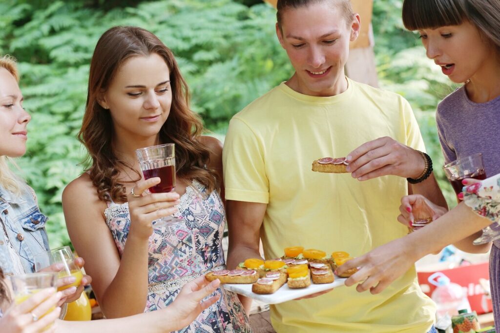 People Picnic 144627 46348