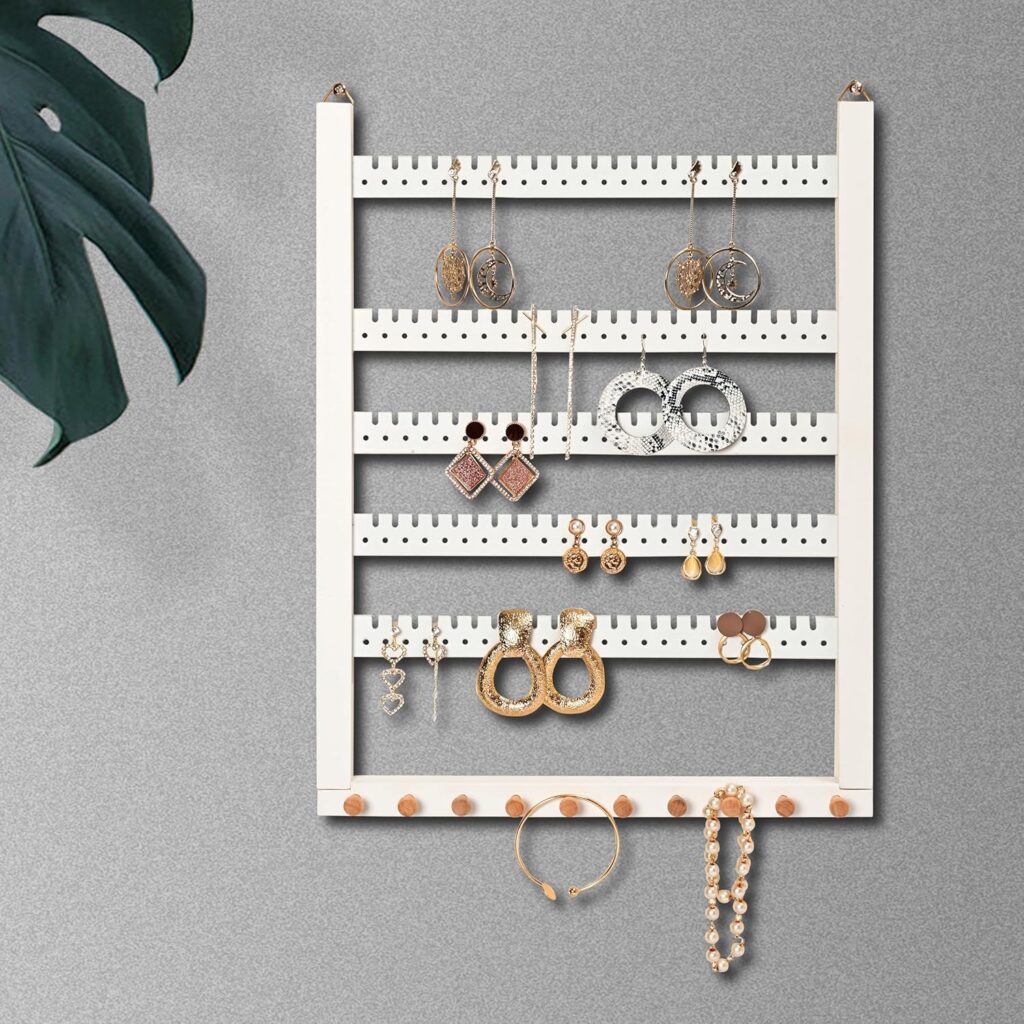 Use Hanging Organizers For Small Keepsakes