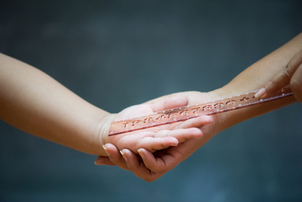 6 Lead. Shutterstock 24052019074839