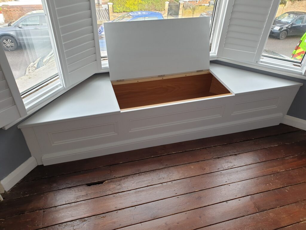 Bay Window Bench Seat With Storage Compartment 6 Scaled