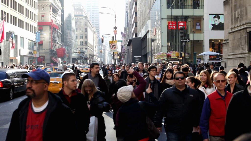 Crowd Of People Walking On Nyc Sidewalk N1rh6ez4 Thumbnail 1080 01