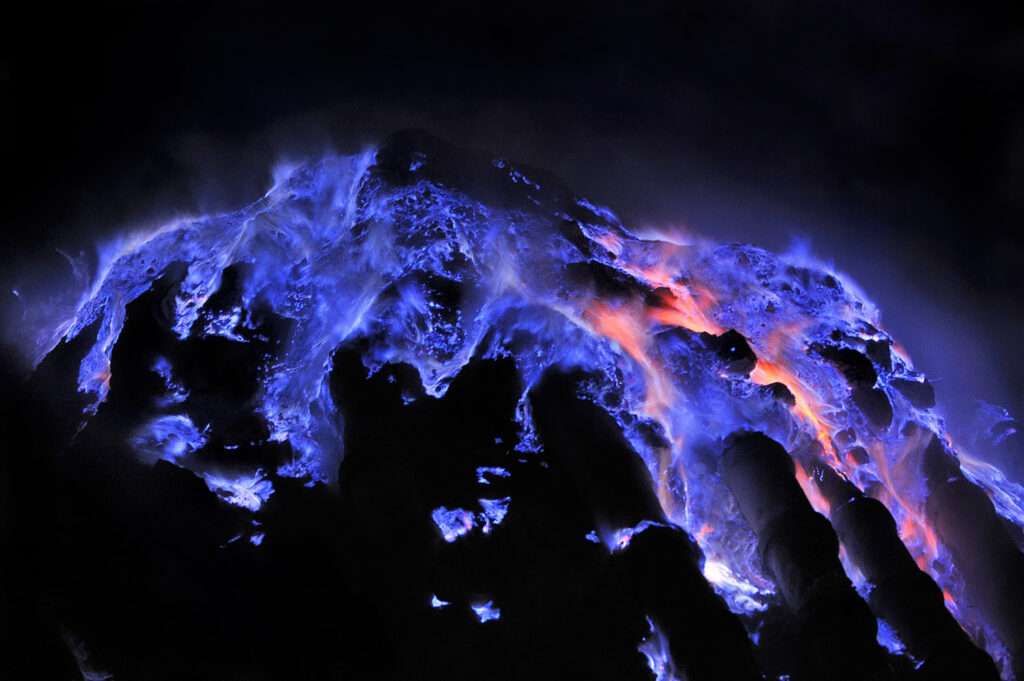 Indonesia - The Blue Fire Volcano (kawah Ijen)