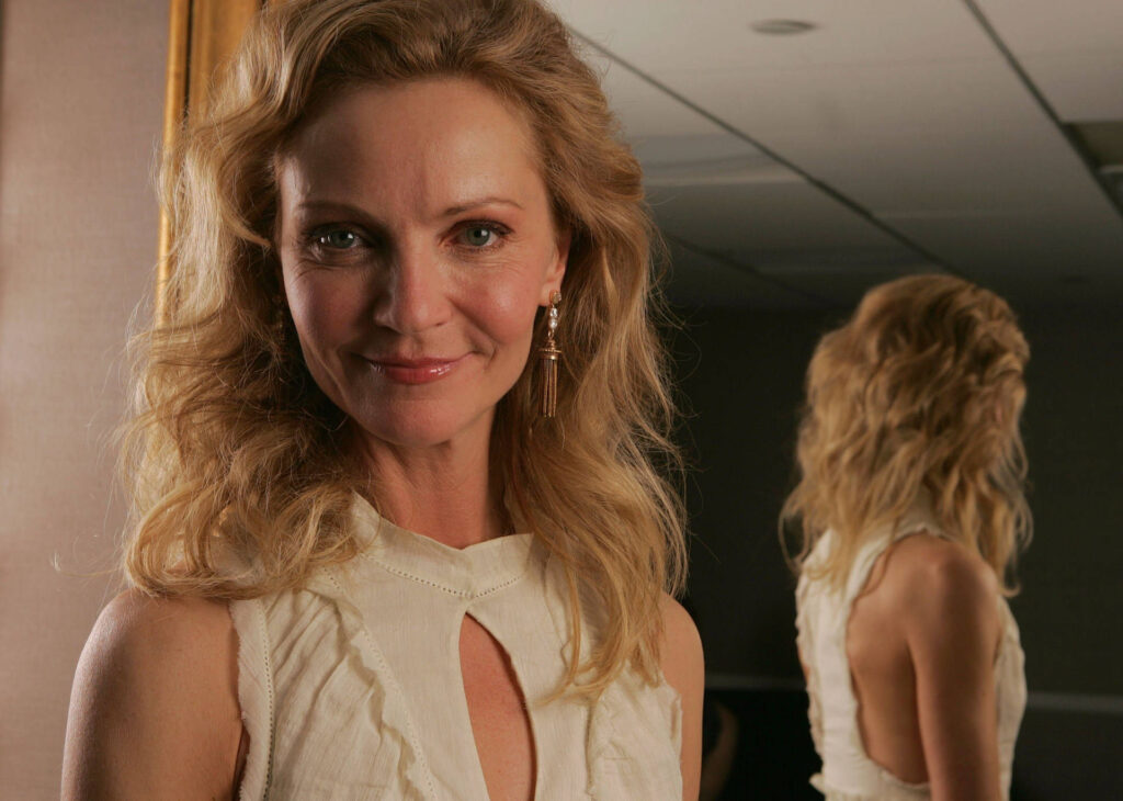 Joan Allen Mirror Camera Ti2lrnckxmvoei2m