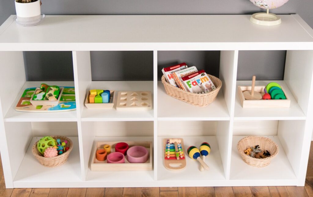 Montessori Shelf
