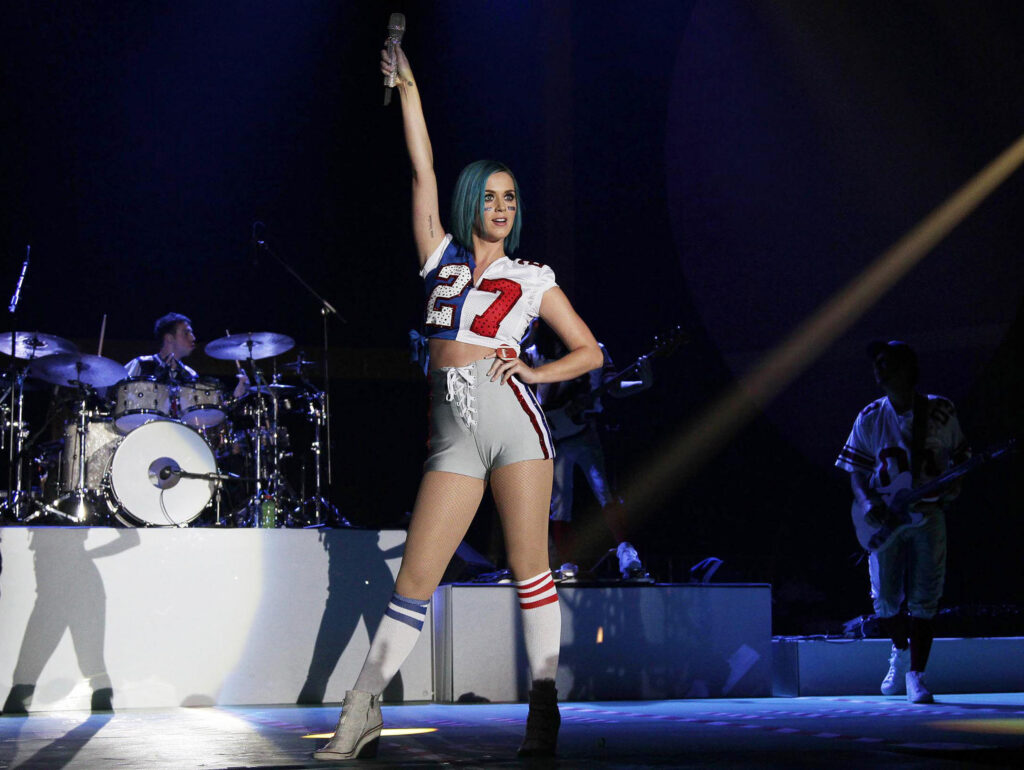 Performing At Directv S Super Saturday Night Concert In Indianapolis 4 February 2012 Katy Perry 28960808 2560 1924
