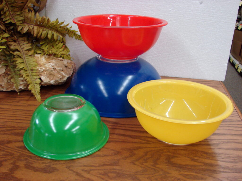 Pyrex Primary Color Mixing Bowls
