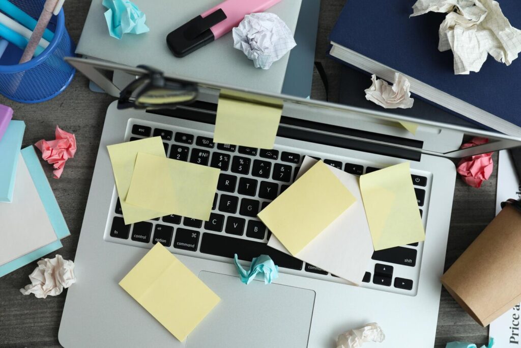 The Sticky Note Addict