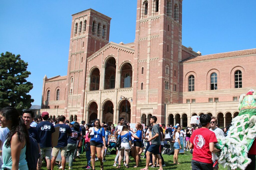 Ucla+students 3d0a5c40 6484 49c2 B348 F596d62c317d Prv