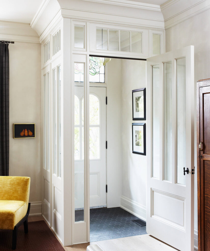 Eliminating Entryway Storage