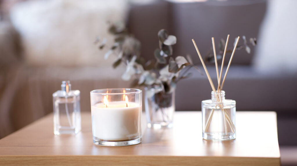 Decoration,,hygge,and,aromatherapy,concept, ,aroma,reed,diffuser,,burning