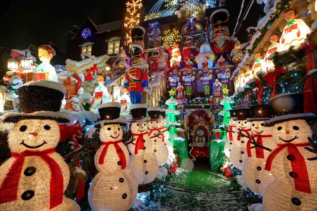 Lavish Holiday Decorations
