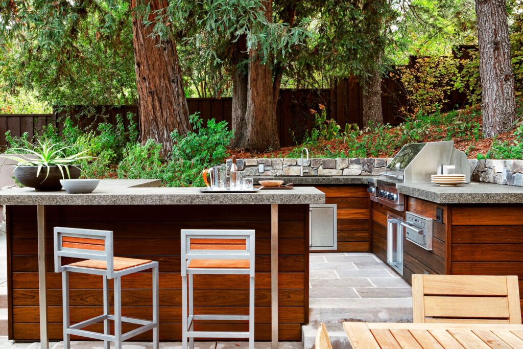 Outdoor Kitchen