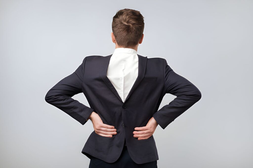 Puttingyourshirtonbackwardsorinsideout