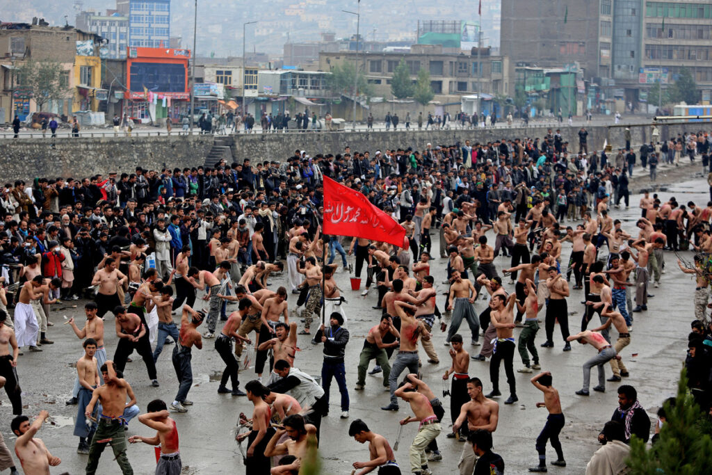 Slide 379500 4488892 Free