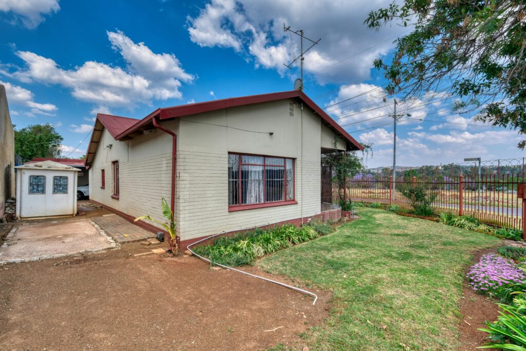 Charming suburban home