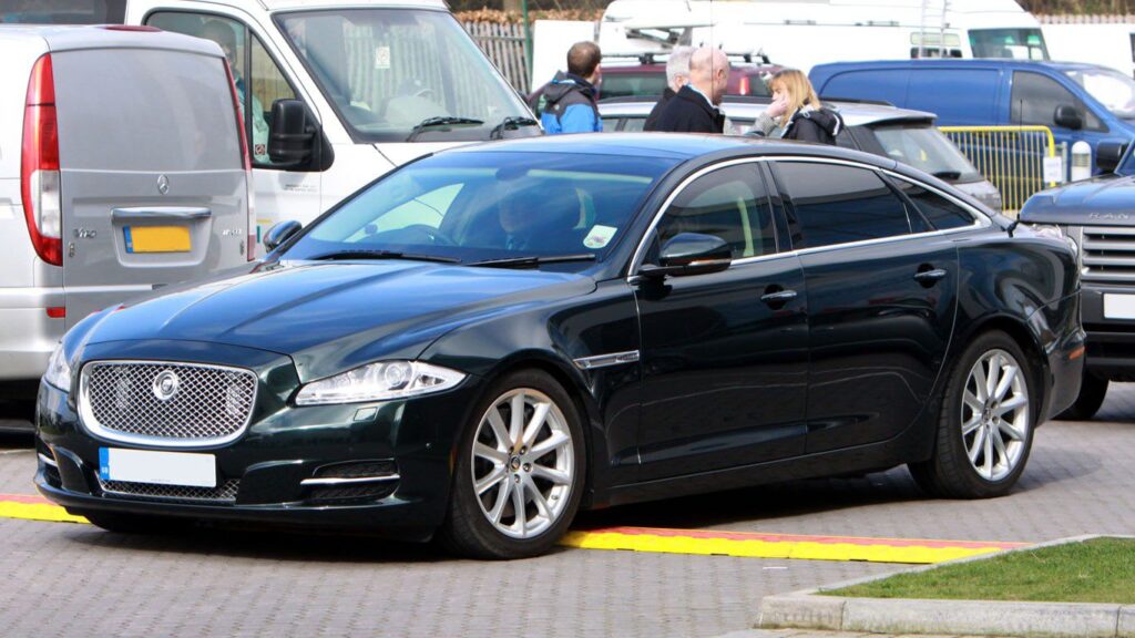 Eqbfegk954644val3hr6jyg8ihr0