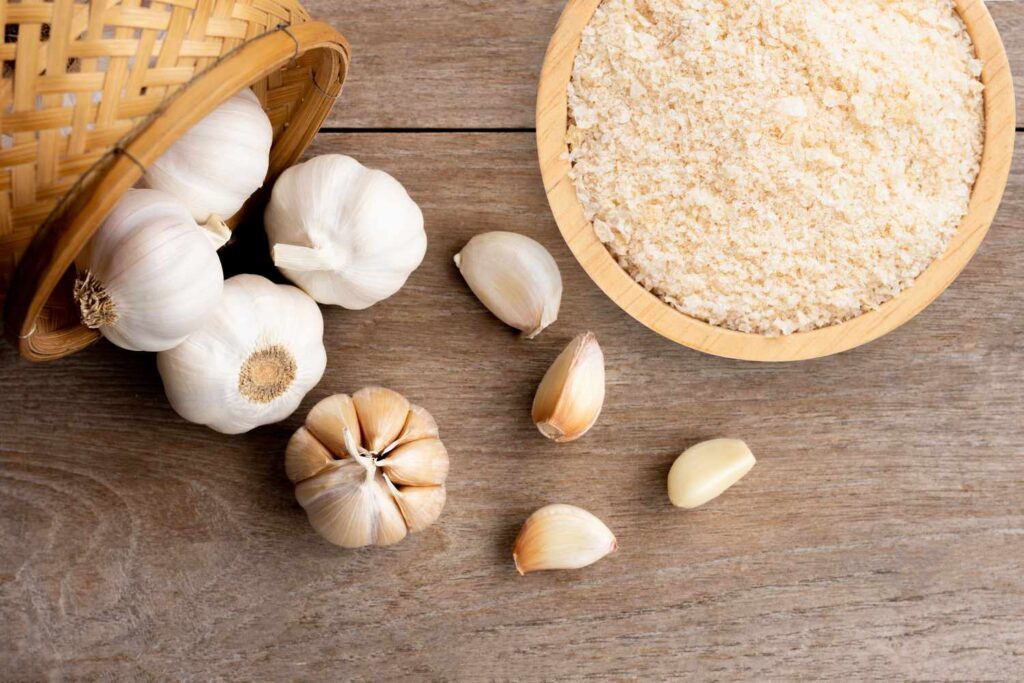 Garlic powder vs granulated garlic gettyimages 1366928508 0e41496d396847dda3fcd4eba5cb4b71
