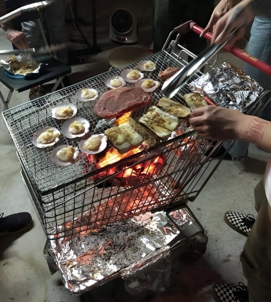Grill Made From A Shopping Cart