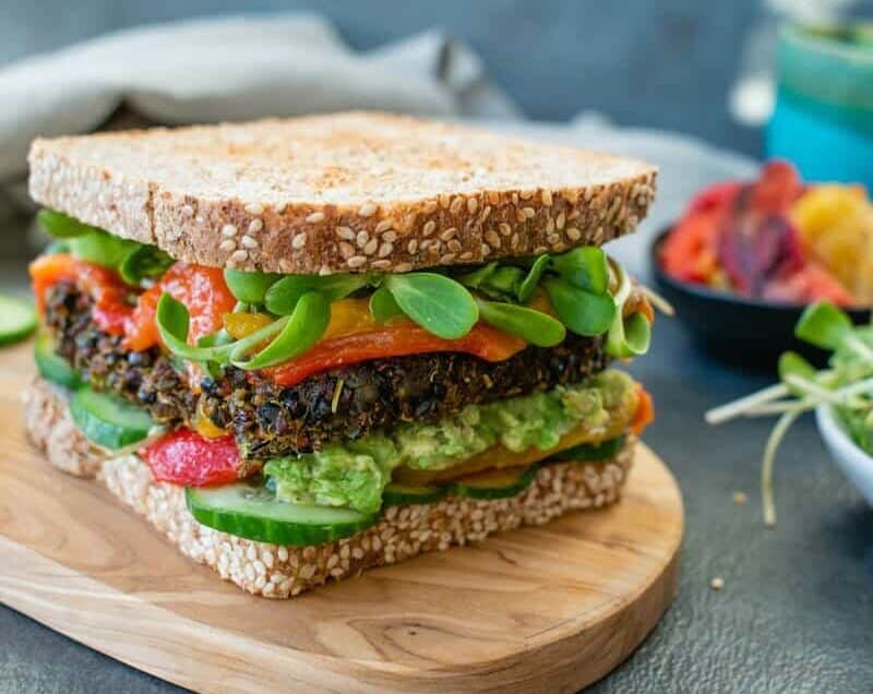 Exploring Plant-Based Diets: 30 Delicious and Easy Vegan Dinners for Meatless Mondays