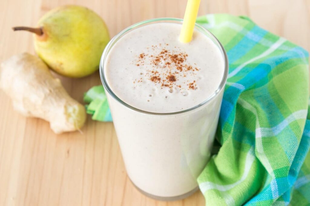 Pear ginger smoothie 8541