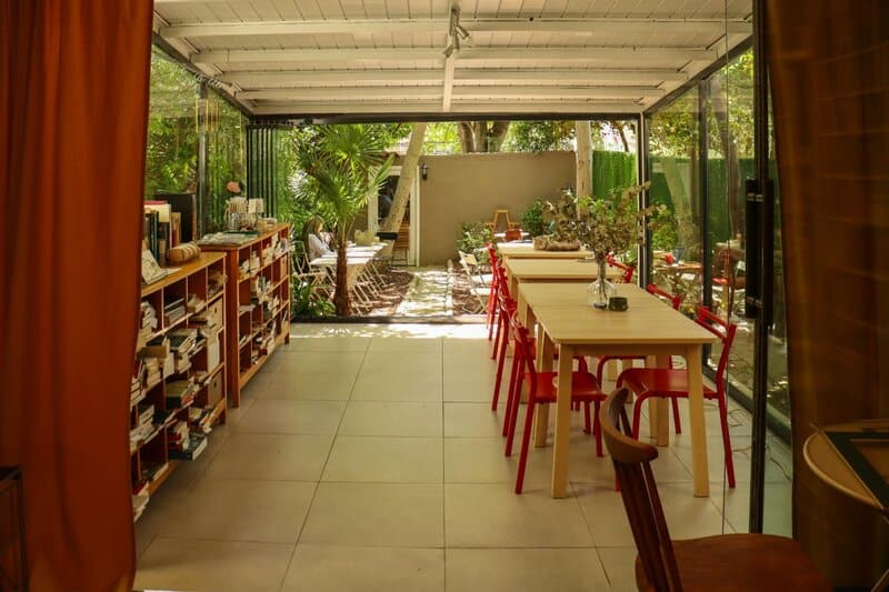 21. Outdoor Connection