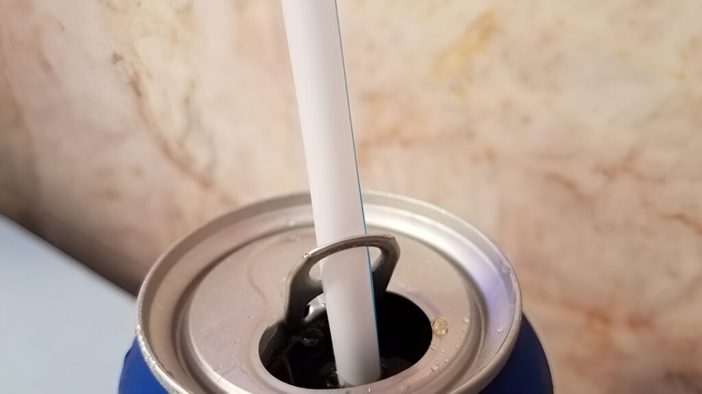 Turning A Soda Can Tab Into A Straw Holder (1)