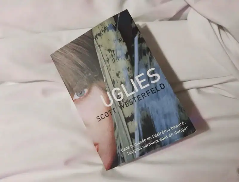 Uglies E1553793915620