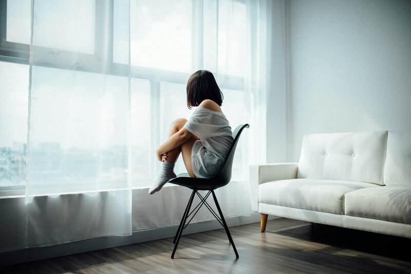 What It’s Really Like to Live Alone: 21 Truths No One Shares