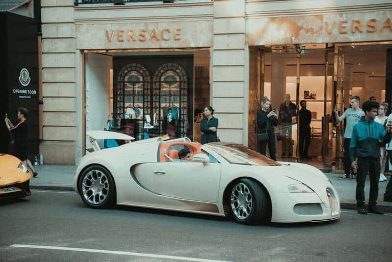 21 Things Rich People Never Buy New (That Middle Class Wastes Money On)