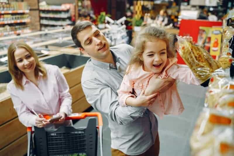 8 Grocery Store Tricks That Make You Spend More Money (Plus 15 Items You Should Never Buy There)