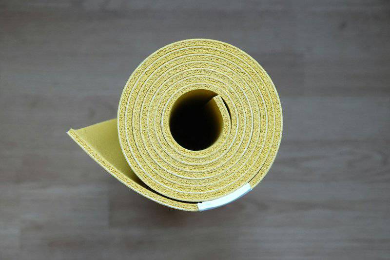 4. Foldable Yoga Mat