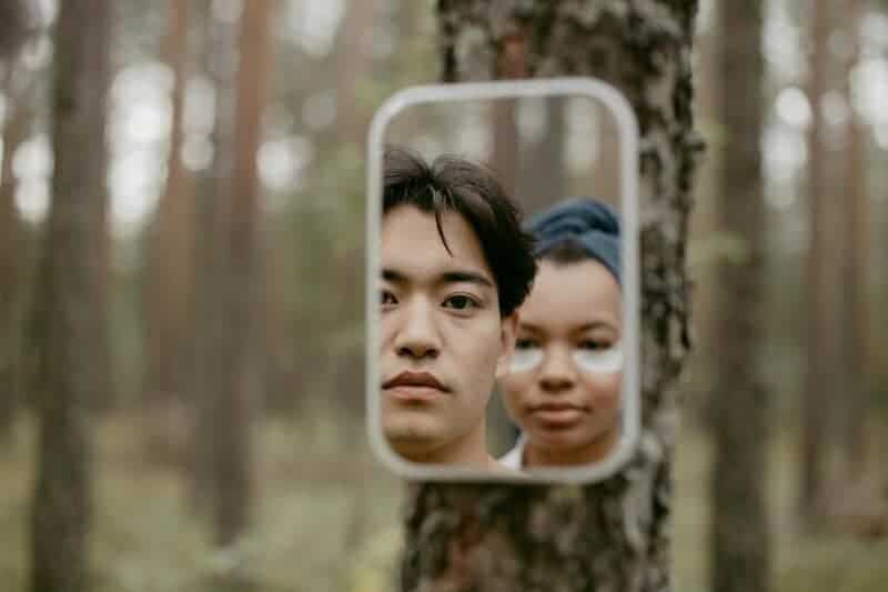 18. Avoiding Unhealthy Comparisons