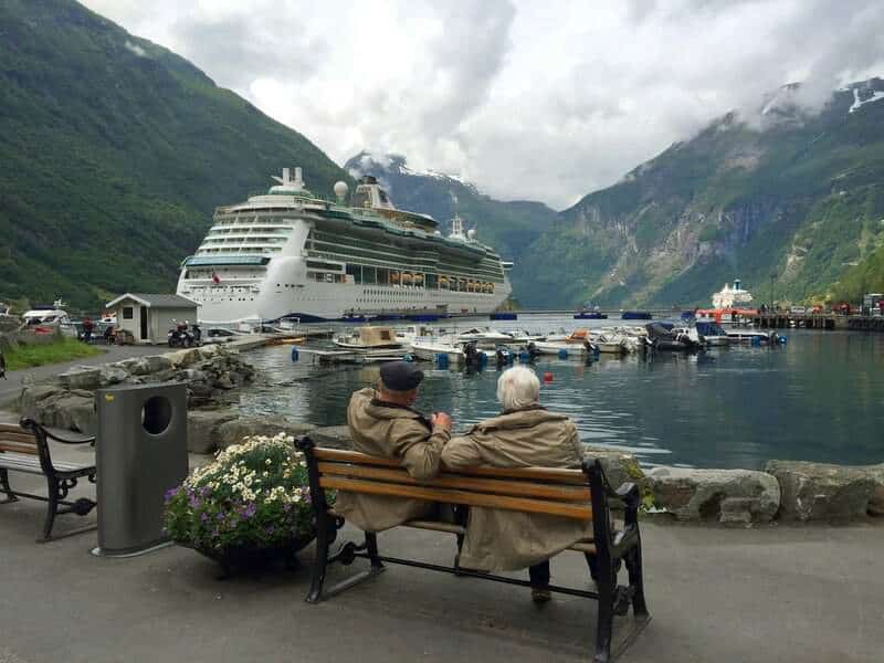 How Many People Actually Reach Retirement Age With $1 Million?