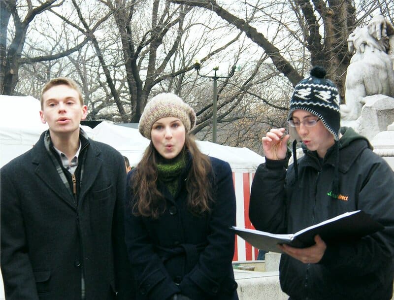New york christmas carolers