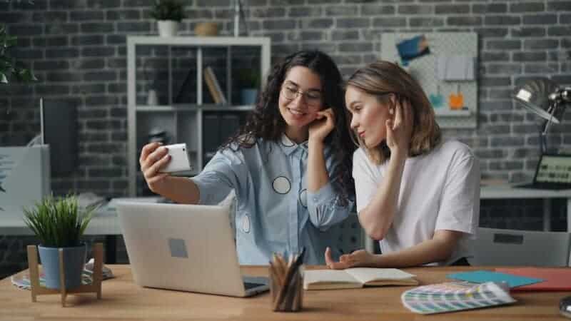 Millennials Aren&rsquo;t Obsessed with Instant Gratification