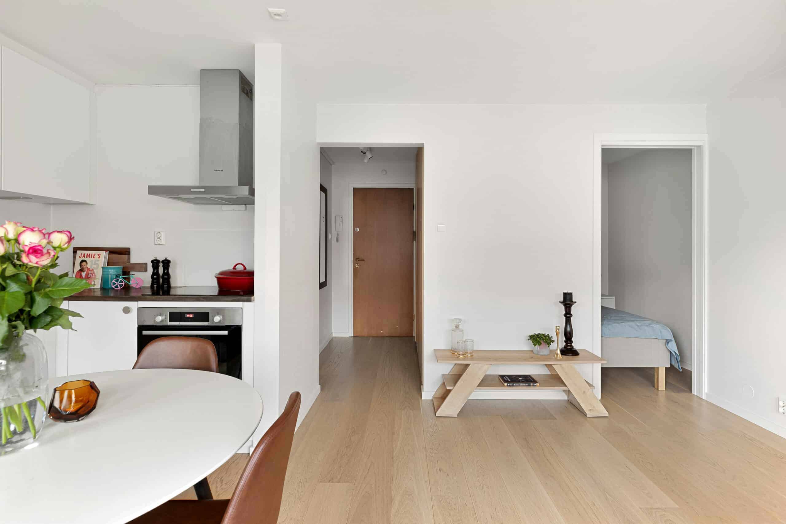 1. Smaller Home Sizes and Downsizing